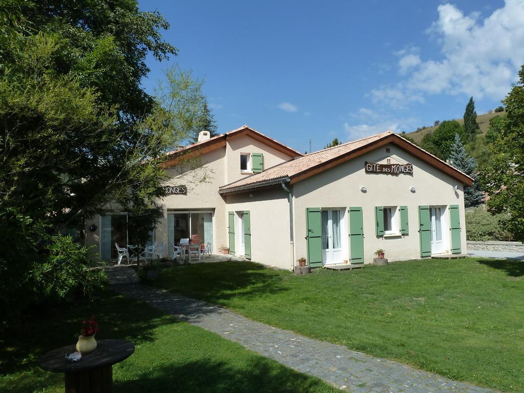 Gite Des Monges Sisteron Esterno foto