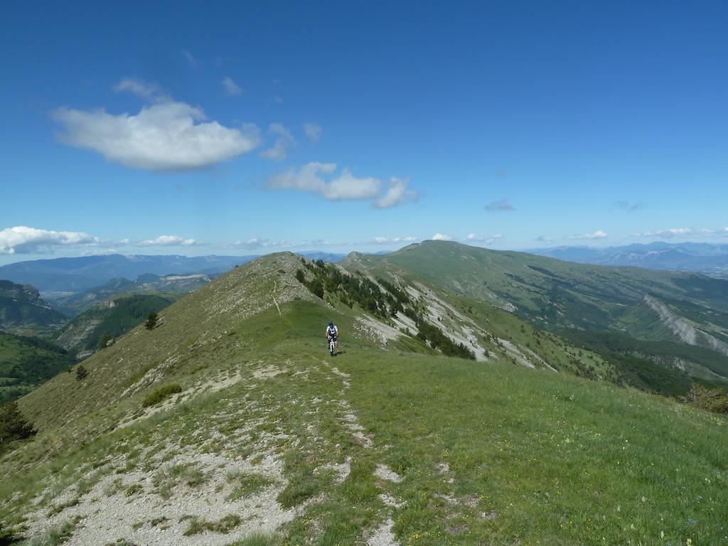 Gite Des Monges Sisteron Esterno foto